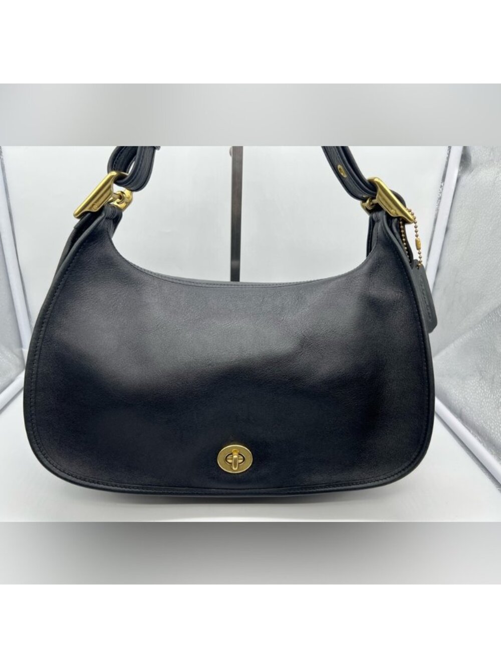 COACH VINTAGE 9338 Y2K Legacy Crescent Black Leather Shoulder Crossbody Hobo Bag - Picture 3 of 16